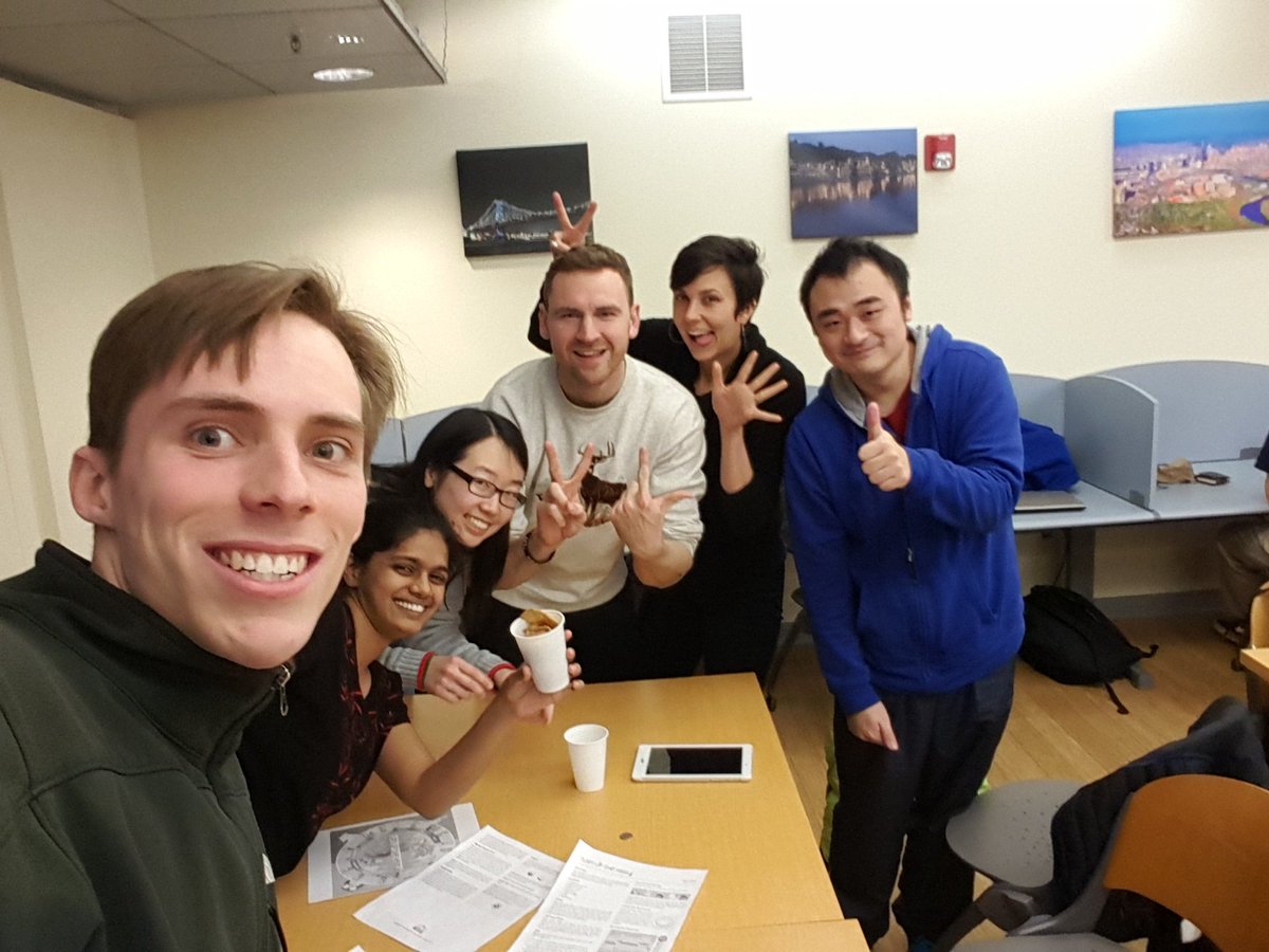 thegoldenkevin's tweet photo. Victory selfie! #vgl2016 https://t.co/EC3Xrv3357