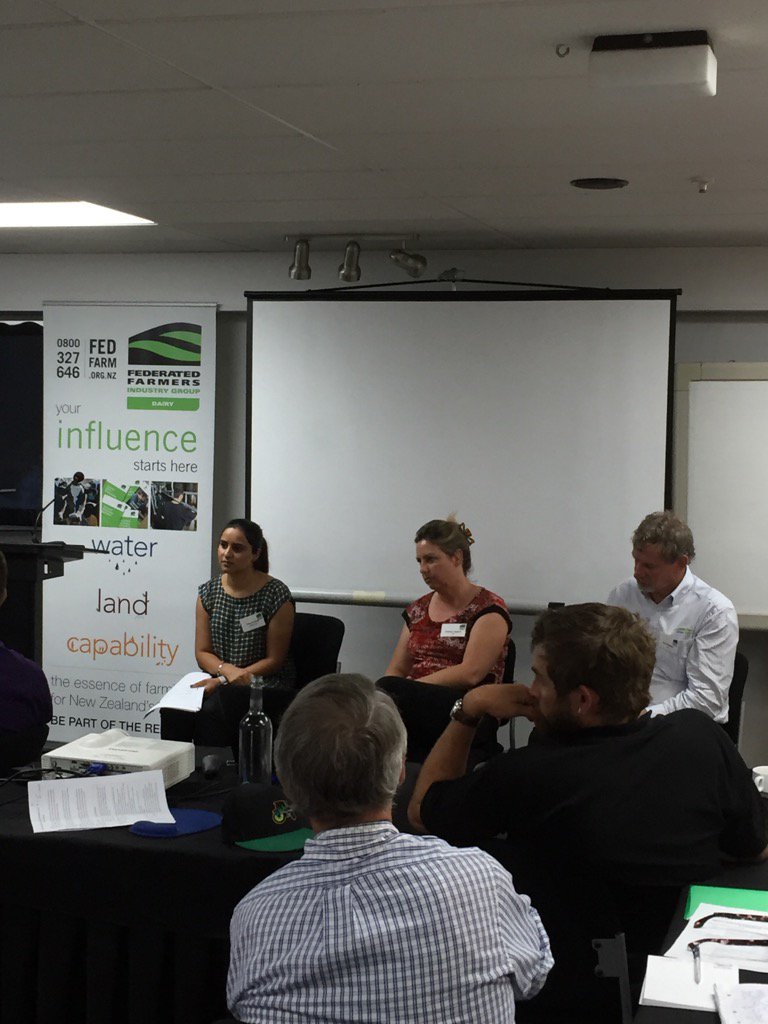 Panel discussion on risk management at Feds dairy conf #impactawareness @FedFarmers @NZXAgri @DairyNZ @987billco