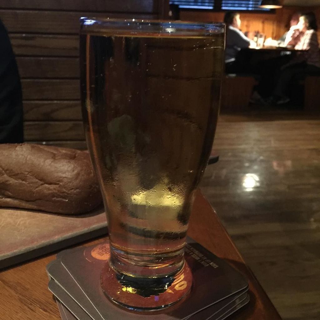 ArmstrongBrew's tweet photo. What's wrong with this pour? #jcali #415grand #craftbeer https://t.co/XisELLuPnV