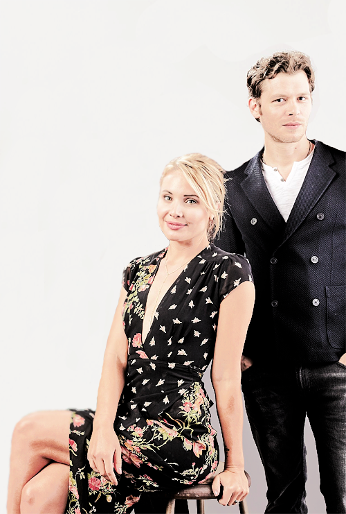 Fragile_Fighter's tweet photo. @faveship This ship has everything I want: friendship, tension, ROMANCE, sensuality, humor, passion.  #Klamille https://t.co/lBHF6I48fa