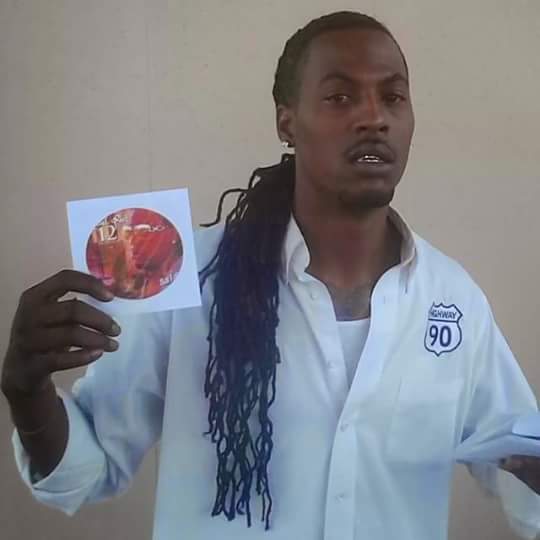 PowerlinePoet's tweet photo. #hwy90entWw #Powerline Lyrical Poet #onMygrind..#504legend #100%G-statuz #Riiiiiiight https://t.co/SwCI3wTKpe