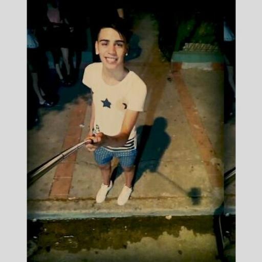Nahuy20's tweet photo. Que dificil de me hace sin ti,  Lo tenia que escrivir porque ah quien se lo iva ah desir ♡ https://t.co/rGOG6pC8tf