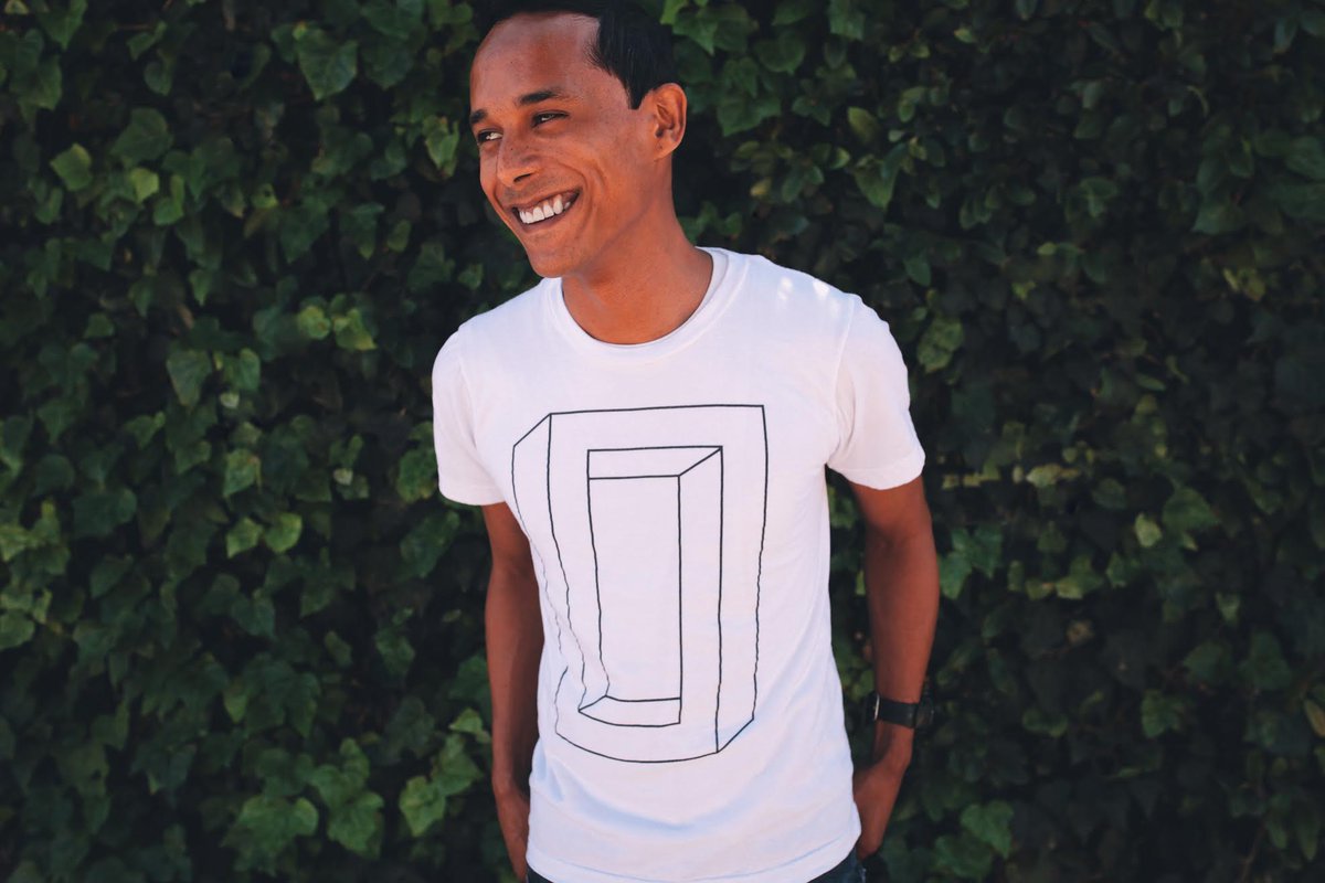 journey through <a href="/jamiepradomusic/">Jamie Prado</a>'s past in "African Sun"

nesthq.com/jamie-prado-af…