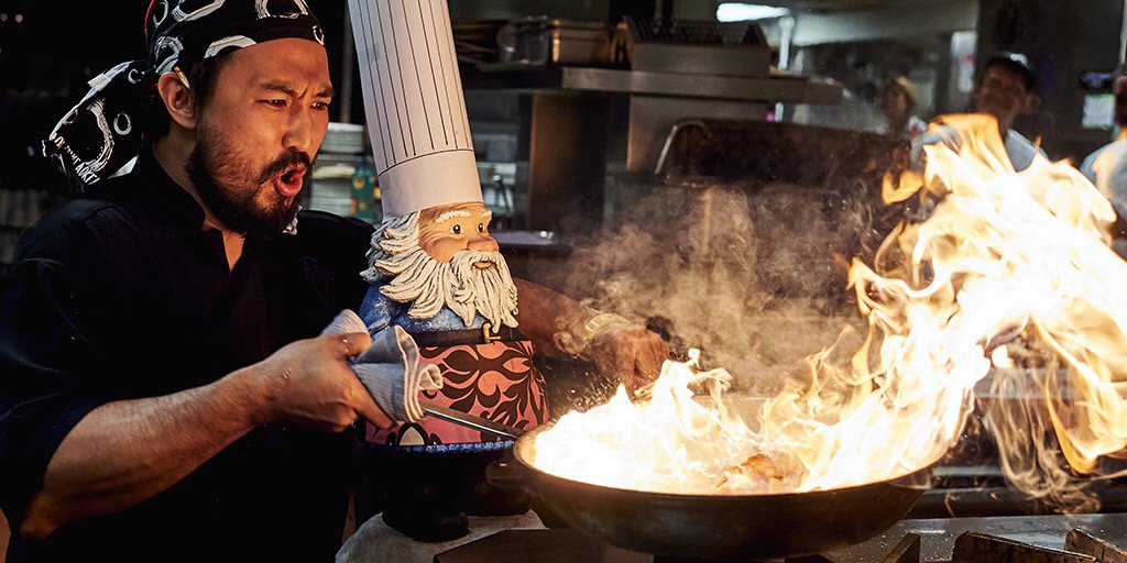 Travelocity Roaming Gnome (@roaminggnomee) on Twitter photo No, that's not a kitchen fire, that's how we create an onolicious steak <a href="/royswaikiki/">Roy's Waikiki</a>! #findoutrigger No, that's not a kitchen fire, that's how we create an onolicious steak <a href="/royswaikiki/">Roy's Waikiki</a>! #findoutrigger