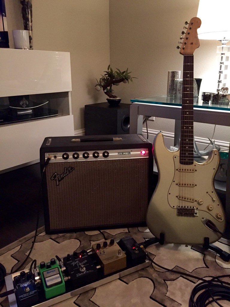 LukeBetchner's tweet image. Feeling right at home with this tonight. #1965