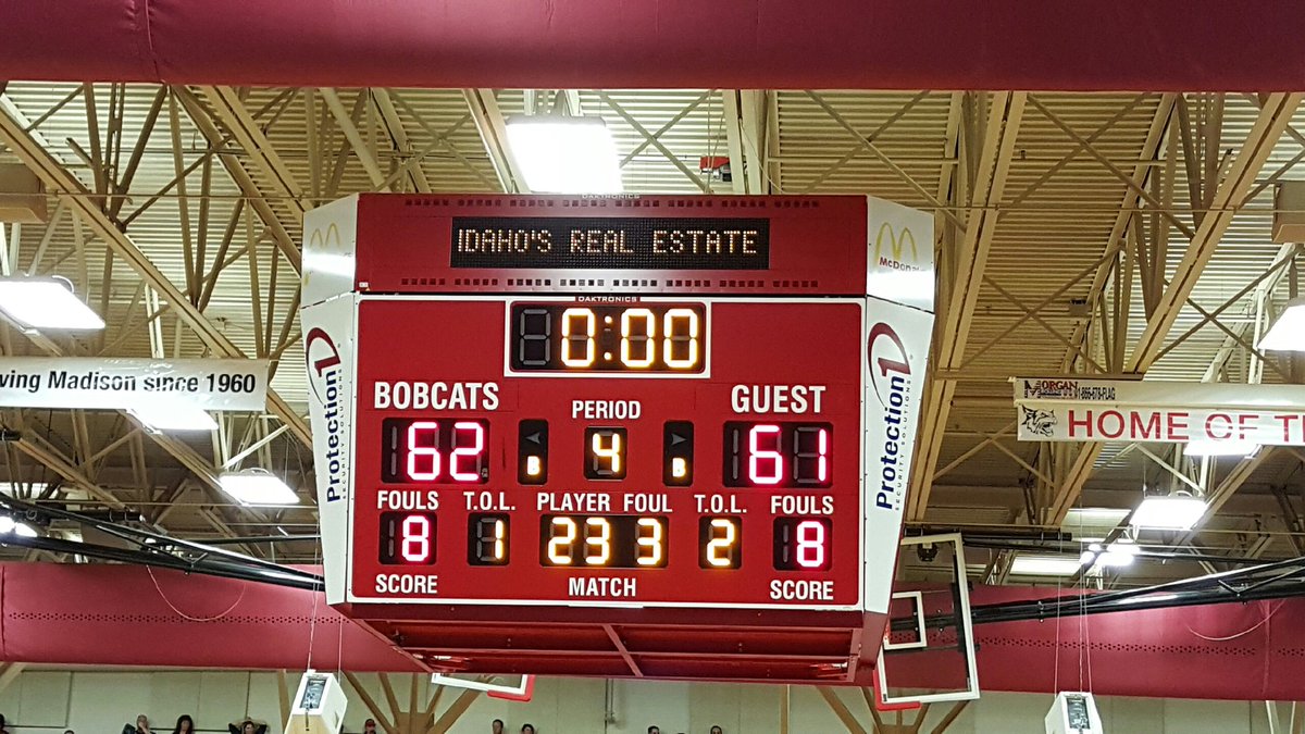Madison_Schools's tweet photo. Bobcats win district tournament against highland by 1! State bound! Way to go boys! #wearemadison #proud #idpreps https://t.co/qUxWAQFtlx