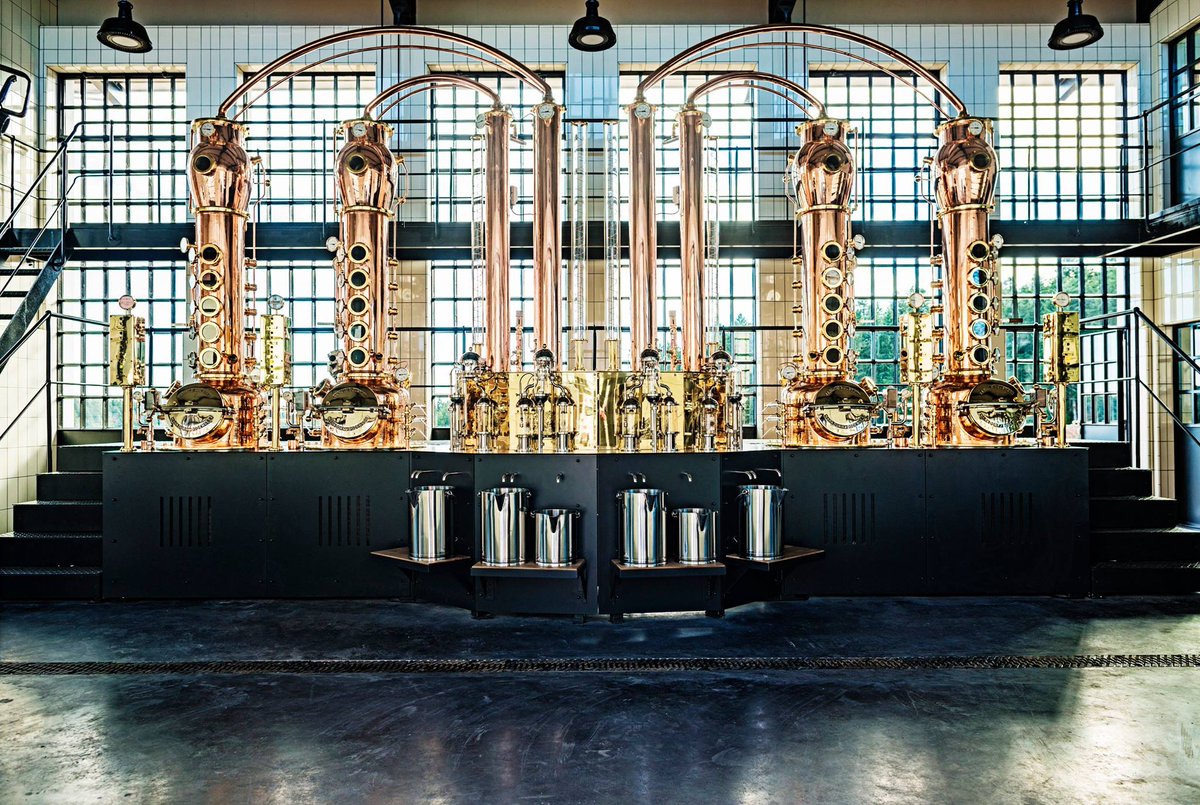 #Monkey_47: The Inauguration Of The Wild Monkey Distillery - Apparatus Alembicus Maximus goo.gl/2T1H2V