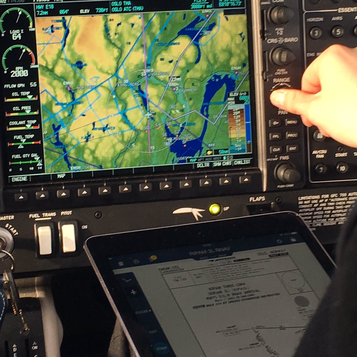 MeretheKronstad's tweet photo. #studentpilot #da40ng #g1000 https://t.co/4pdXJdtXE4