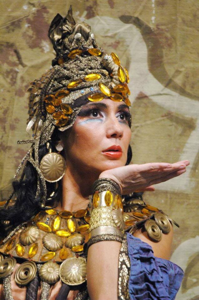DELDRAGANA's tweet photo. Tonight  #Aida #nationaltheatre 19h https://t.co/fgIulWu46N