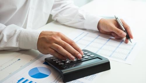 EssentielEco's tweet image. Le rôle crucial de l'expert-comptable dans l'entreprise entreprendre.fr/le-role-crucia…