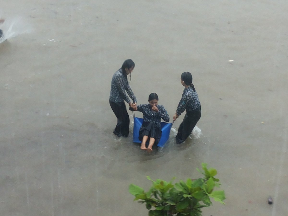 sman4_TPI's tweet photo. 4. ini foto foto sekolah kami barusan @BatamPos https://t.co/yF9ghsw6oA