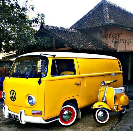 Good morning all - Two classic icons together #Vespa <a href="/vespa_lc1/">Norrie Kerr</a> <a href="/claredenn/">Clare Dennis</a> <a href="/Vespa_OC/">Vespa Owners Club</a> <a href="/essexalliancesc/">Essex Alliance SC</a> <a href="/racingapes/">Racing Apes</a>