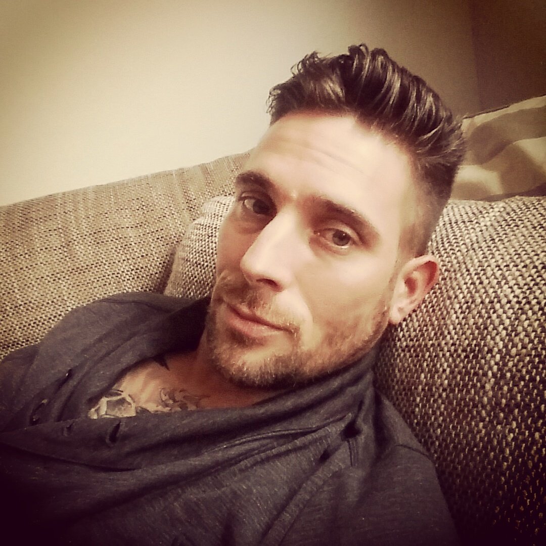 GrasiThomas's tweet photo. Good morning!!
#fittness #fitfam #gay https://t.co/kYqm3CBB3K