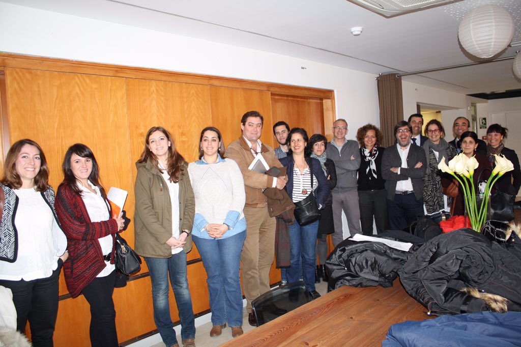 Finaliza la 1a sesión del Curso Introducción al Fundraising fundacionesandaluzas.org/archivos/34414… @AFA_Fundaciones <a href="/AEFundraising/">AEFundraising</a>