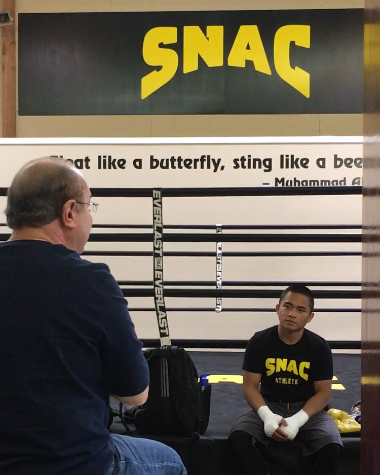 AlohakidBruno's tweet photo. When the #guru talks you listen 🙈 #TeamSnac #BazzelStrength #SnacGym #SnacNutrition @VictorConte @mikebazzel https://t.co/IwB2fC15z7