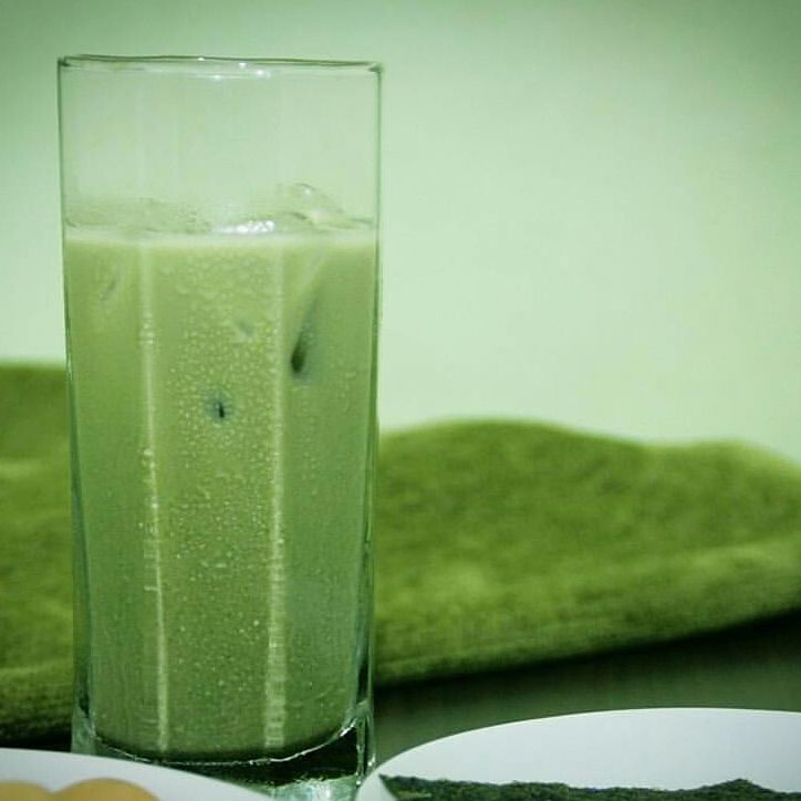 macchaya_id's tweet photo. Siang-siang minum Matcha Latte. 💚💚💚
.
.
#macchaya #greentea #tea #matcha #matchatea #match… https://t.co/FhsHh7IphS https://t.co/sZzWT7Y3TY
