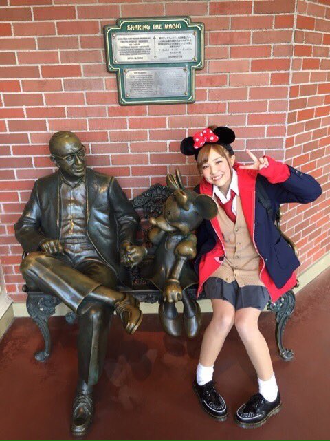 FamFam78275151's tweet photo. 制服ディズニーです💟 https://t.co/Fe7mLi7Ude