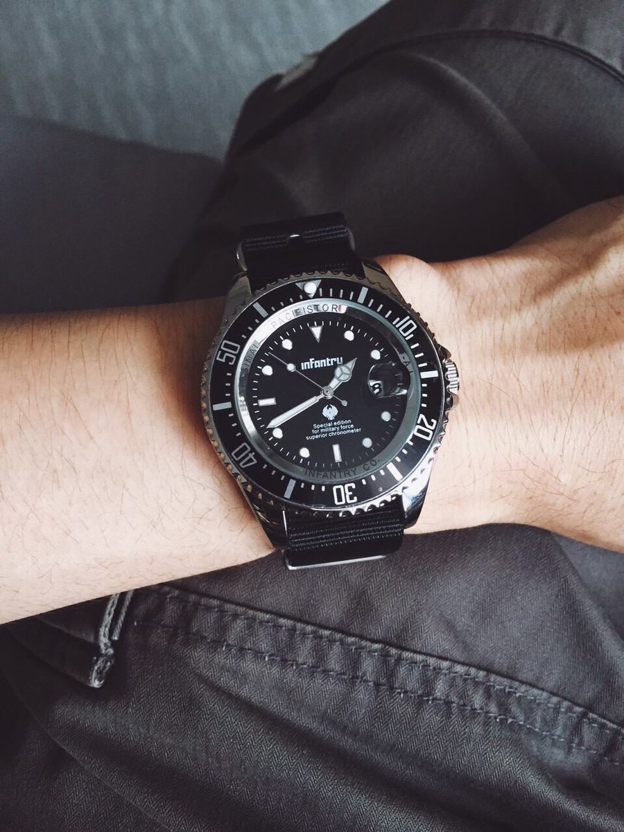 NAwatches's tweet photo. SKU : IN-019
ราคา 1100 บาท
#infantryco #infantrycoth #infantrywatch #infantry https://t.co/SFgFn0L9MG