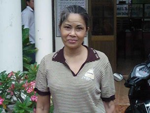 Amnesty_Actions's tweet photo. #Vietnam, we demand the release of humanrights activist #BuiThiMinhHang! https://t.co/rPvvLxp2yk https://t.co/JF90Ds60yh