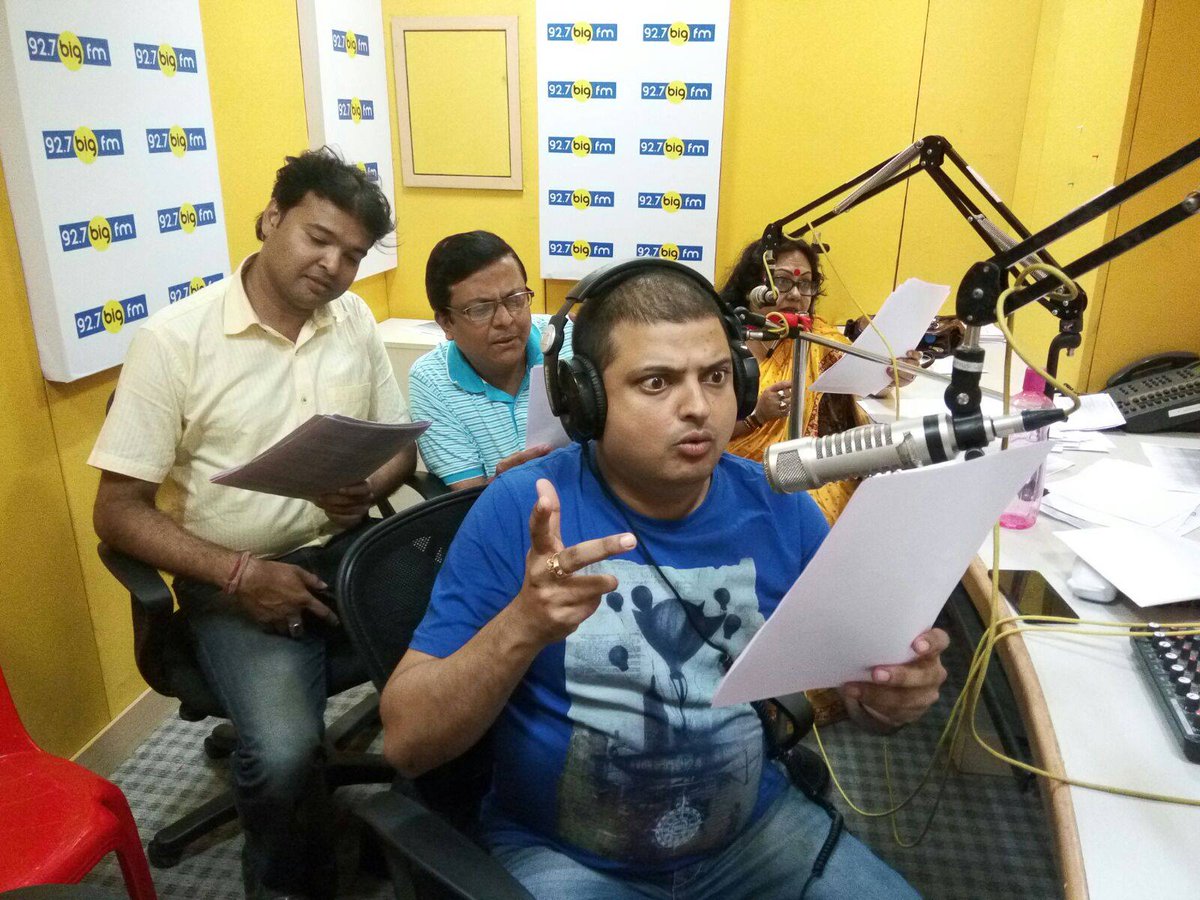 basu_biswanath's tweet photo. schi @927BIGFM e 3rd March... natok #ParashPathar niyea. https://t.co/LYmRrFDY3y