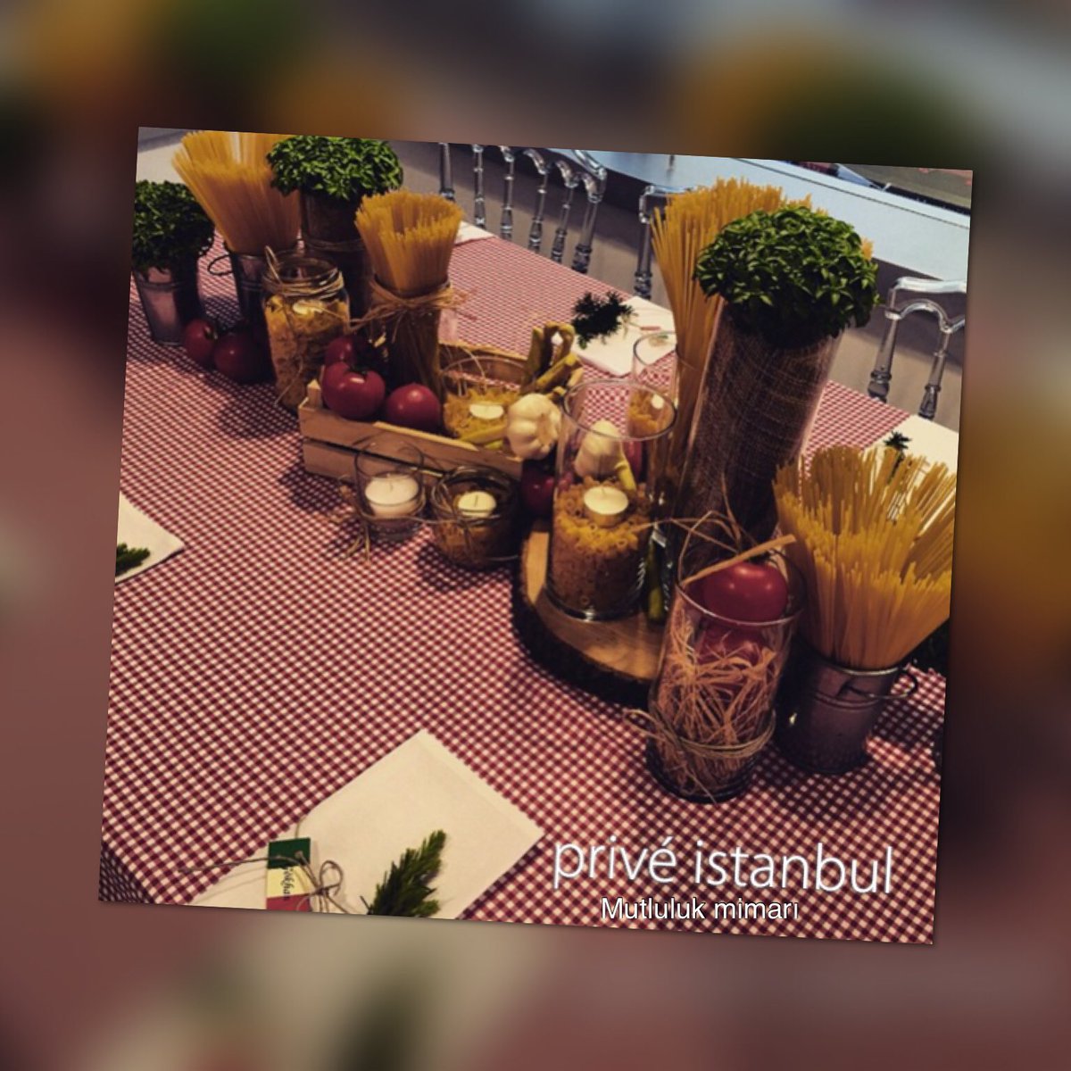 Gününüz güzel başlasın. Güzel başlangıçlarınızın mimarıyız. 
Masanızdan mutluluk eksik olmasın.. #priveistanbul