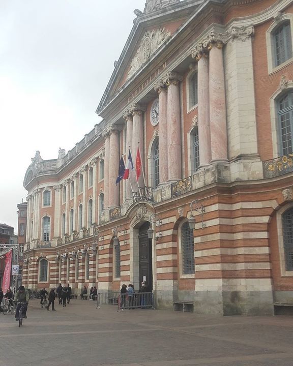 #Toulouse#instatoulouse#visiteztoulouse#france#villerose#placeducapitole#toulousemaville#j… ift.tt/1XLRBg6