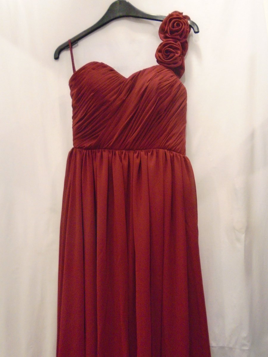 norwoodshops's tweet photo. #roses are red, violets are blue, buy this dress it'll look lovely on you! Available at #Edgware for £25 https://t.co/u0auBQPl5x
