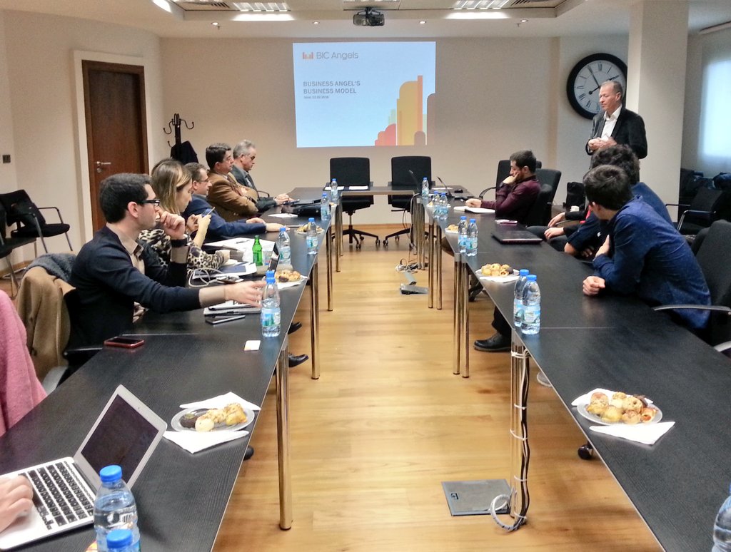 BIC Angels Izmir programı hız kesmeden devam ediyor.  Yaşar Üniversitesi'ndeyiz!