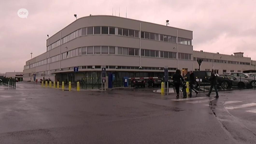 "Toekomst is aan de regionale luchthavens", zegt <a href="/buelens_m/">Marcel Buelens</a>  CEO van <a href="/AntwerpAirport/">Antwerp Airport / Luchthaven Antwerpen</a>
buff.ly/1KK8WUD