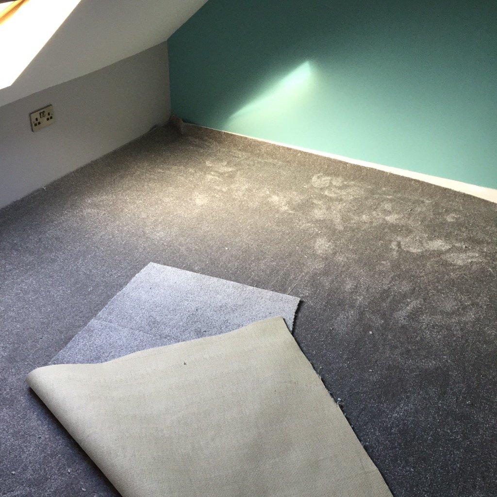 MagnaKitchens's tweet photo. Today's job is in #conwy #luxury #silver #saxony #carpet #fitted #flooring #northwales https://t.co/Q8jZaB9atO