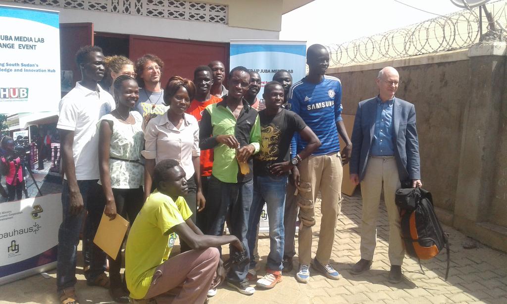 jubahub's tweet photo. After the awesome presentations by the @jHUB_Juba community. #defyhatenow #Jubaconnect #Unit4edu #PeaceHackCamp https://t.co/yAMOxsYydM