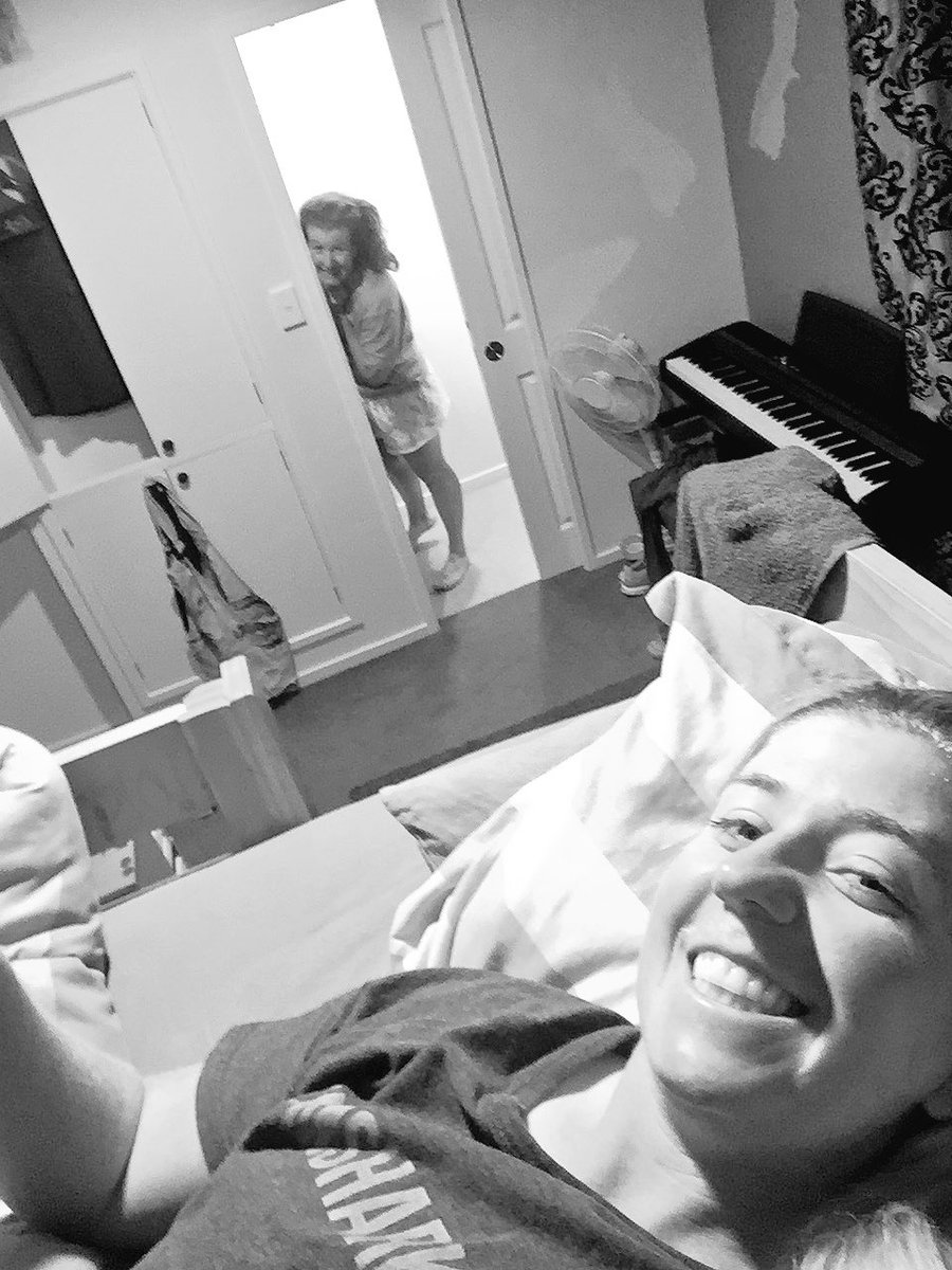 Burkey28's tweet photo. Awesome view from my bed this week...Top bunk living @BethAllenGolf #ProGolfLife #LivingTheDream https://t.co/PGtNb5kw1x