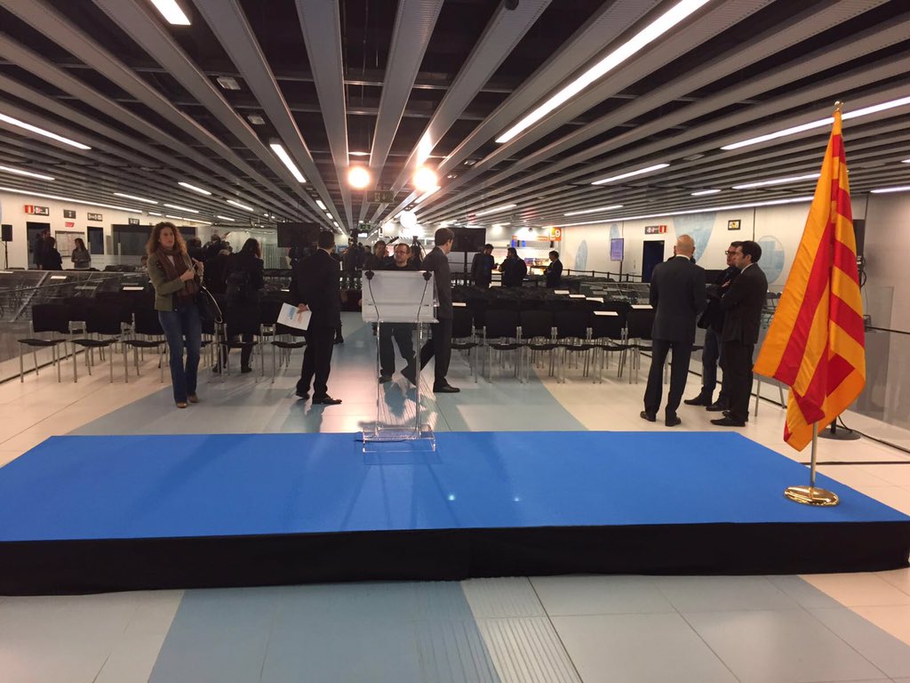 MasterEventsM's tweet image. Tot q punt per l&apos;acte d&apos;inauguració de la nova #L9Sud #protocol #protocoloficial #seating