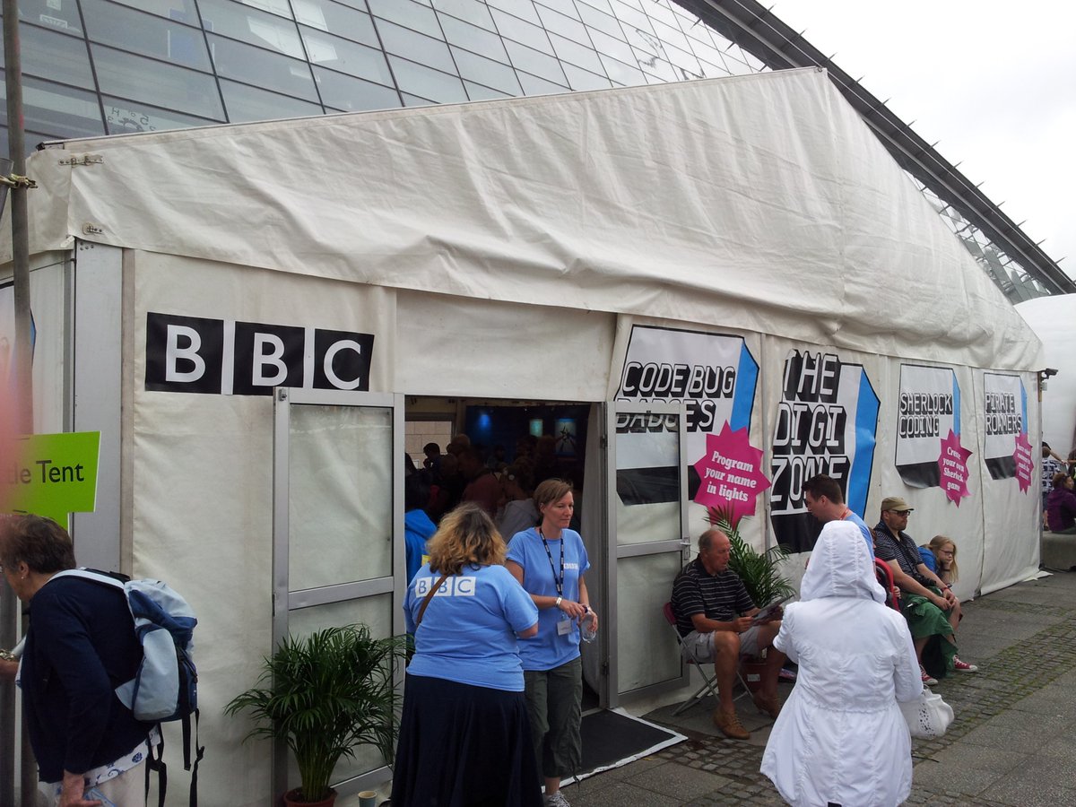teach_computing's tweet image. Though I do have a @_codebug I got from the BBC at commonwealth games before @sparks_rd made his 'prototype'