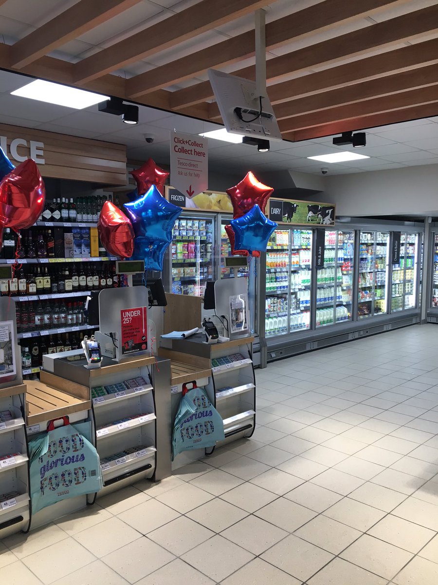 adamsibcy's tweet photo. Latest store added to the Tesco estate , Putney open for trade.
Huge well done to Mark &amp; team @adeyc36 @richardmb26 https://t.co/4kTPn6dSqt