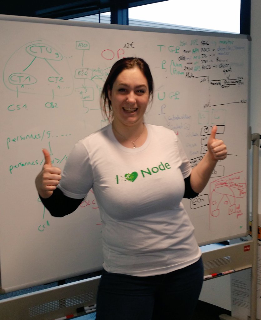 purple_orwel's tweet photo. Want an awesome #strongloop Tshirt? See you in #LoopbackParis https://t.co/gAEhyUTcCV
Thank you @StrongLoop. https://t.co/5B5yN2DDK7