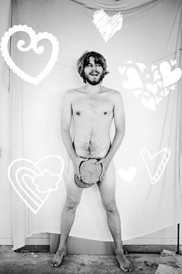 Valentijnskado van <a href="/CharlDelemarre/">Charl Delemarre</a>: koop vandaag een ticket en neem je lief gratis mee! ♥️ on.fb.me/1TfY1ES