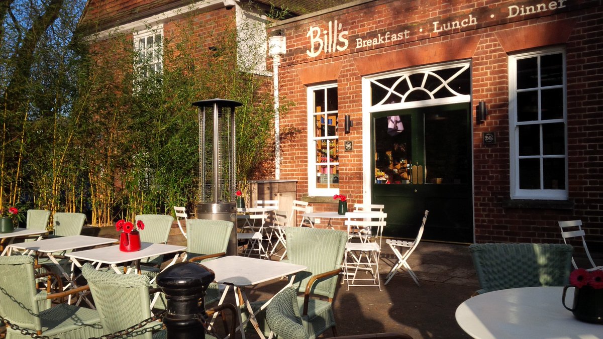 wheresyourweb's tweet photo. Beautiful day for #networking #creativecumulus @Tamalia_Hello @KatePoelsAuthor @C_C_P_ https://t.co/i4eY9T6MgV