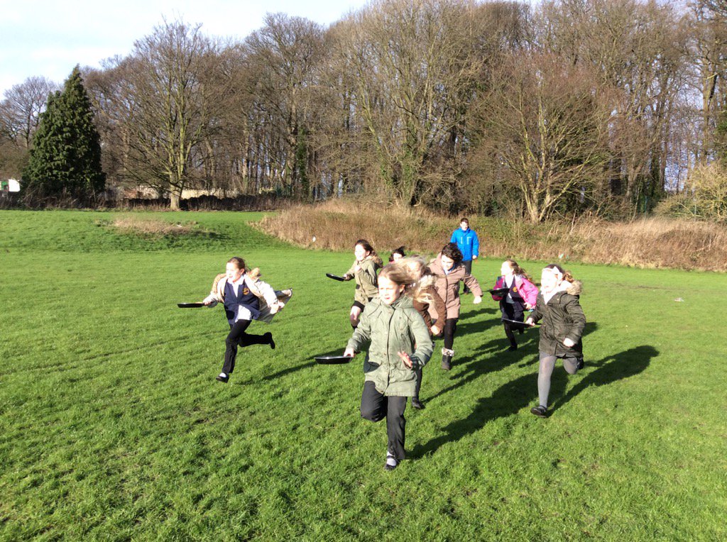 derwentclass's tweet photo. Incredible pancake racing from the Derwent girls! https://t.co/j41p0GaRpI