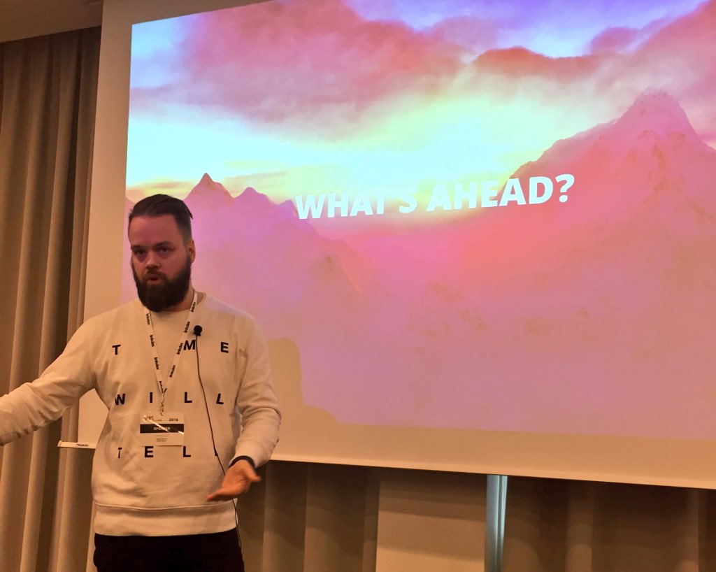 MiriamTangen's tweet photo. Christian takling about mobile programmatic and doing great! 👏🏼 @christianraae @RIMConference #rimc16 https://t.co/RLBdi3mF48