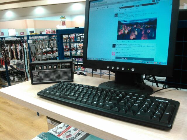 7thcode_web's tweet photo. 我慢できずに開けちゃいました!想像以上にコンパクトですよっ
#ROLAND #JC01 https://t.co/OnUwAbKMiY