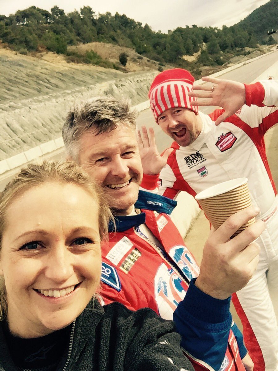 JoPolleyRacing's tweet photo. Eager to go this morning #driverselfie @gordonshedden @MartinDepper https://t.co/52bH2amGYz
