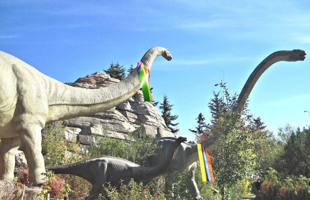 lercionotizie's tweet photo. Scienziato cattolico rivela: “Dinosauri estinti perché approvarono #stepchildadoption”
https://t.co/QbWeSb3jBM https://t.co/4qPl41JhCy