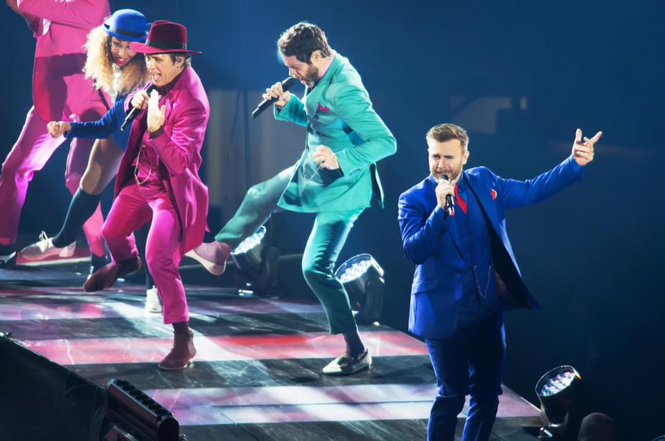 virpim17's tweet photo. Are you @GaryBarlow @HowardDonald @OfficialMarkO
missing this as much as we fans do?
#ttIII2015
#epic https://t.co/CyXu0MdMJ3