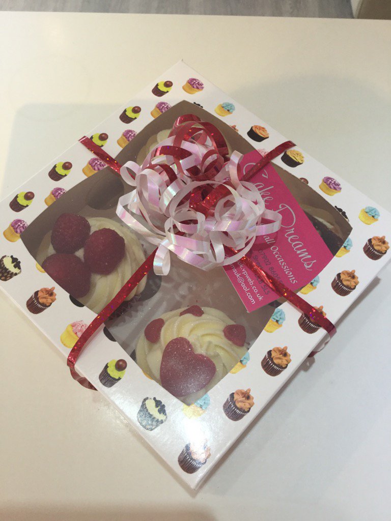 Valentine's cupcake gift boxes £7.00 go on treat the one you love - or yourself!
Either way they're delicious!