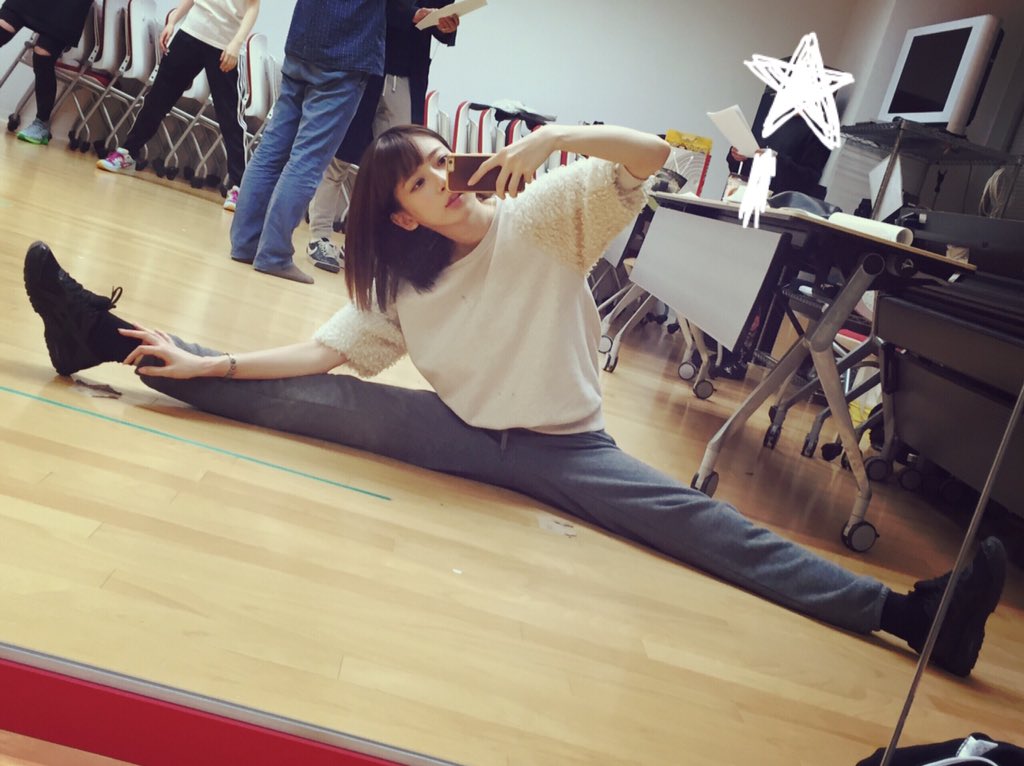 TFazx's tweet photo. 本垢1つだけにしようと思います   ！  本垢は乃/木坂 の ななみんです   〜  強制的に連れていく人も居るけど  、お迎え来て欲しいな  〜  って 思ったら  RTか はーと よろしゅう     ！ https://t.co/2yV2DrQ7bv
