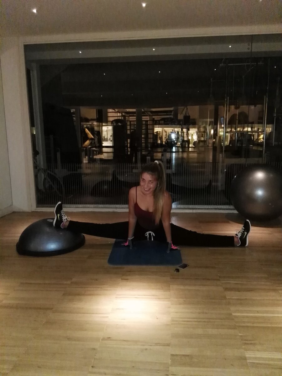 Luiz_entrenador's tweet photo. Natalie si preparando para clase de zumba en csc @CastellanaSport https://t.co/5f3P1rxQGd