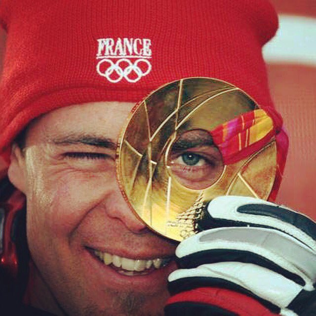 10 ans, jour pour jour, @deneriazantoine nous faisait rêver ! #ChampionOlympique #JeuxOlympiques #Turin2006