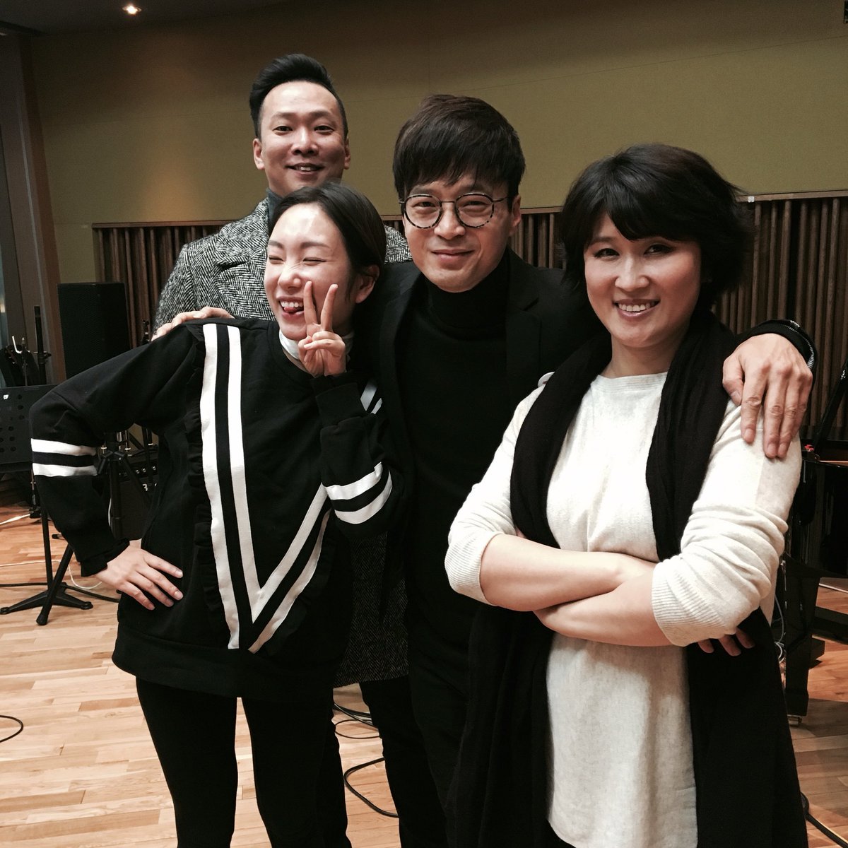 오늘만큼은 #고품격_라디오 
#두시만세 #VIP콘서트 
#권진원 마님 &amp; #박학기 대감!