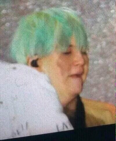 rosecwarts's tweet photo. "I can be the sweetness to your life."
-Love, Suga

#SomeoneStopMe #GettingCheesy https://t.co/DGNF0Y8ROx